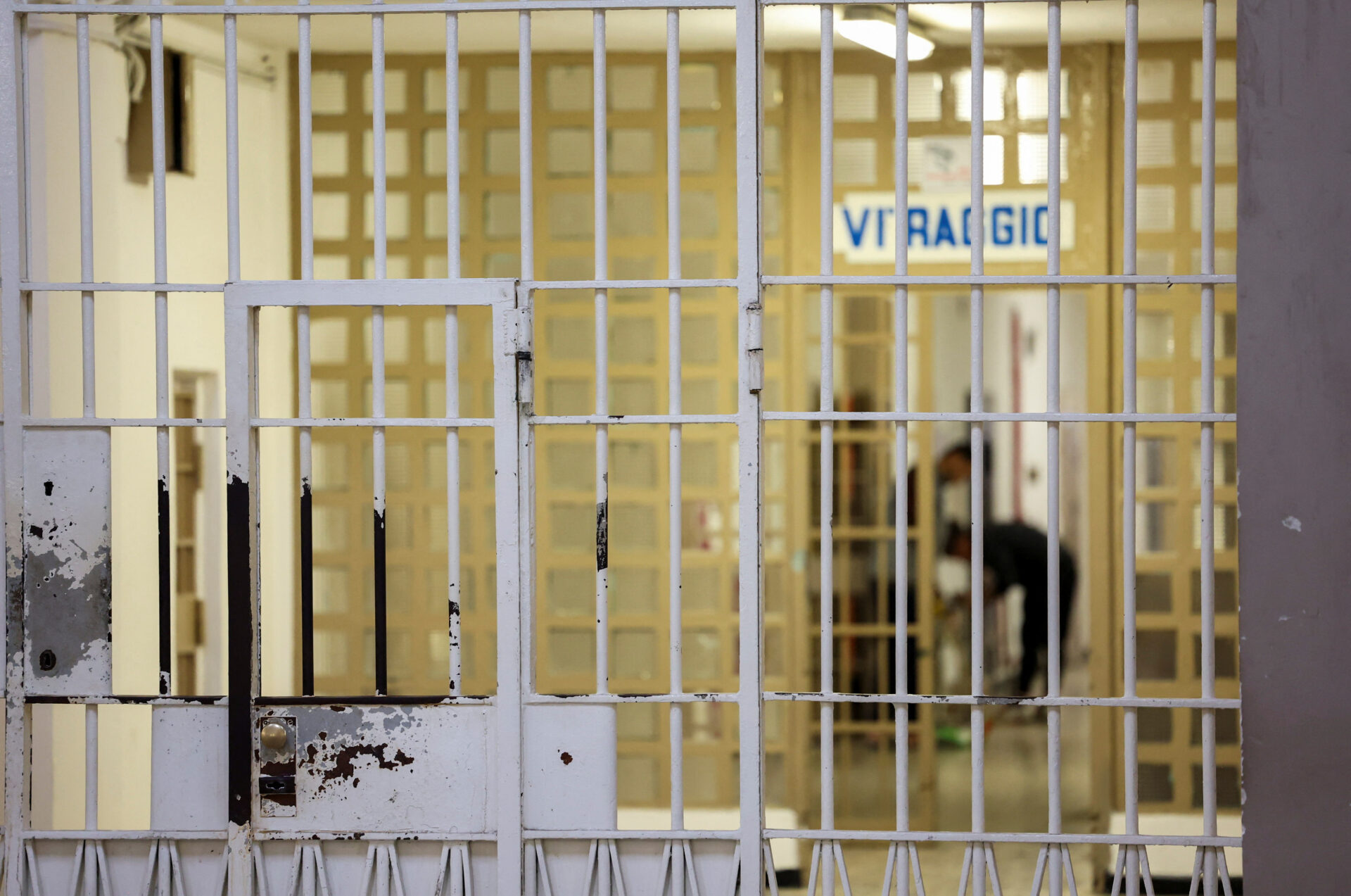 Італія відкриває спеціальну тюремну кімнату для «інтимних зустрічей»