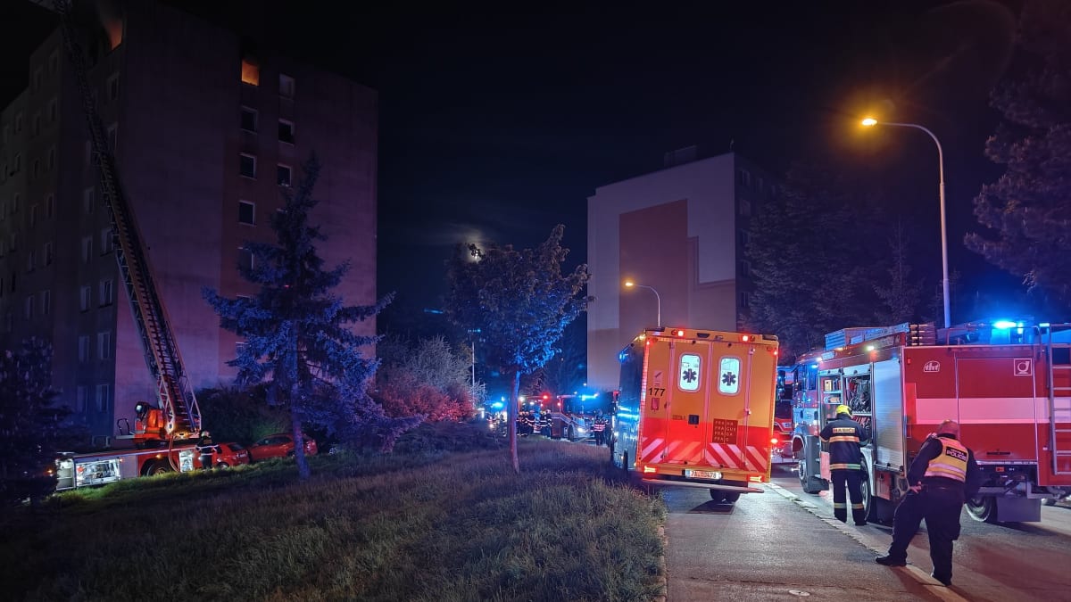 Пожежа в багатоповерхівці в Празі