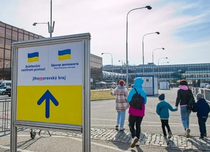 Як подати на гуманітарну допомогу українцям у Чехії з тимчасовим захистом