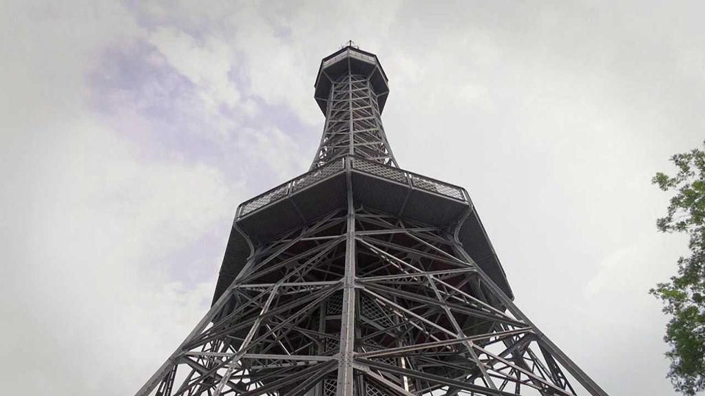 Běh na Petřínskou rozhlednu 2025