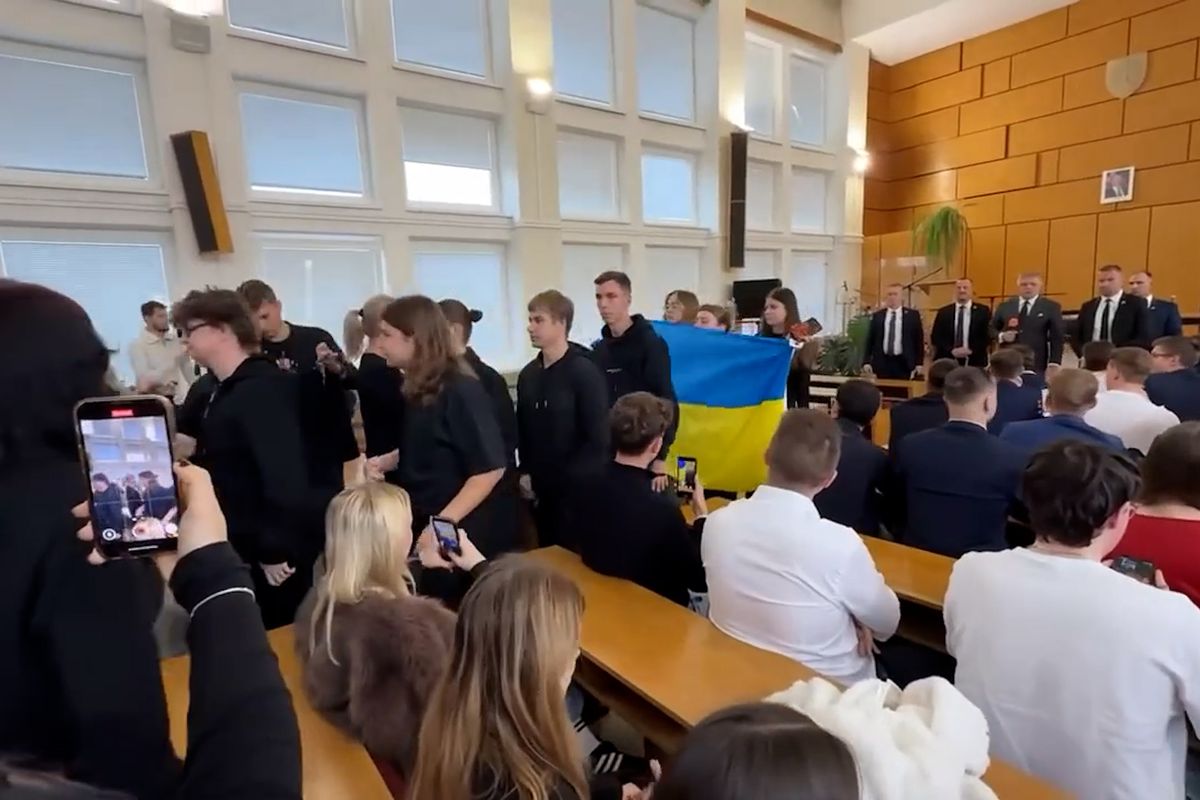 Ганьба Фіцо