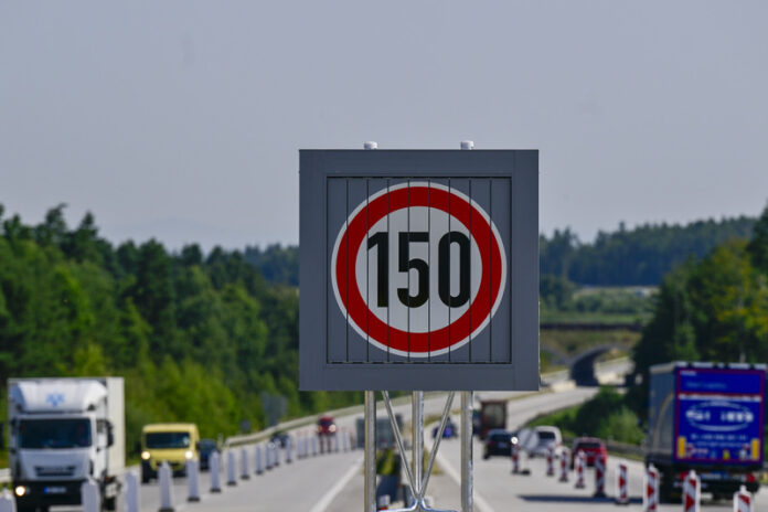 На ділянці трасі D3 у Чехії