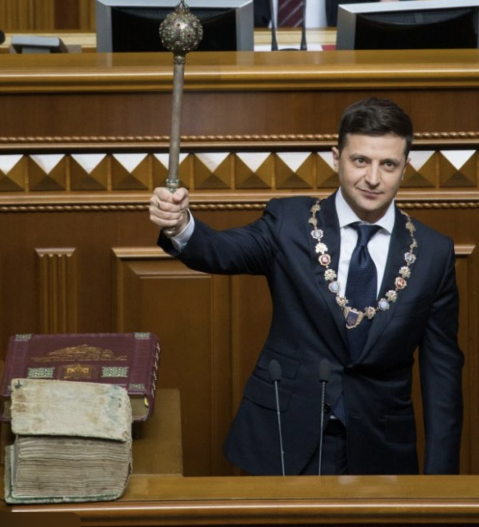 Зеленському — 48. Як шоумен став президентом України - фото №