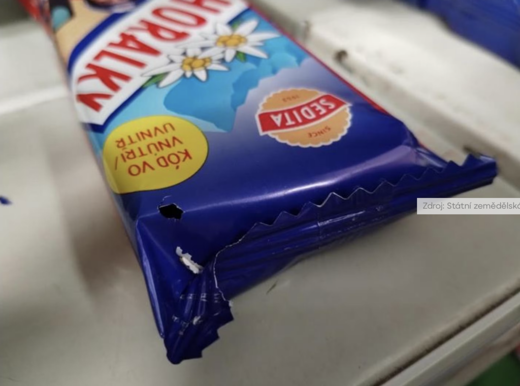 У місті Пардубіце закрили продуктовий магазин через антисанітарію - фото №2