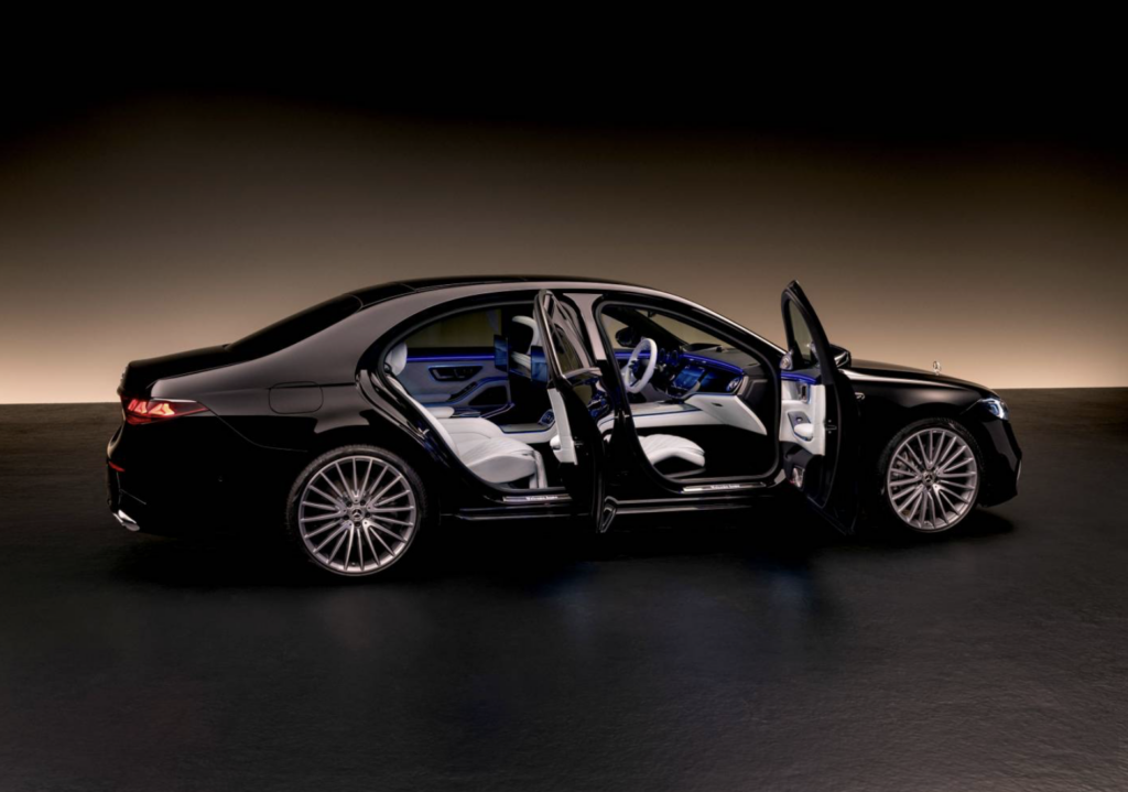 Представлено Mercedes-Benz S-Class 2026: стиль, комфорт і потужність - фото №4