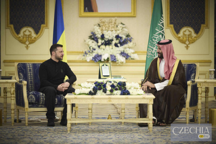 Президент України Володимир Зеленський та кронпринц Саудівської Аравії Мухаммед бін Салман