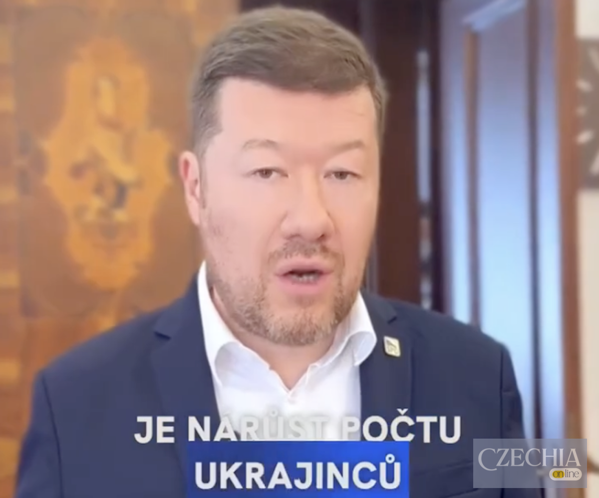 Томіо Окамура відеозаява про українців у Чехії Томіо Окамура під час запису скандального відеозвернення про зростання кількості українців у Чехії.