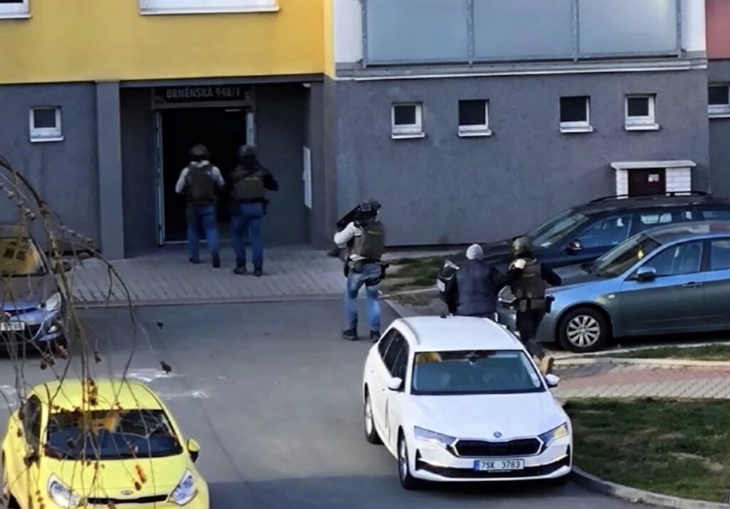 У чеському місті Плзень сталося подвійне убивство - фото №