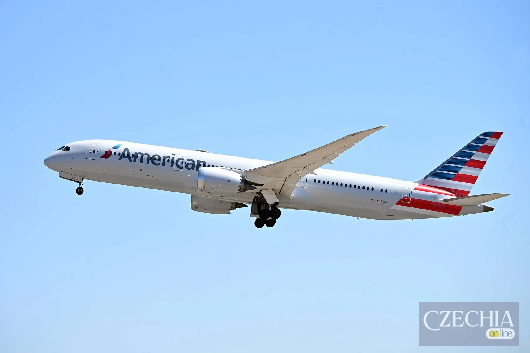 American Airlines відновлює прямі рейси з Праги до США American Airlines відновлює прямі рейси з Праги до США