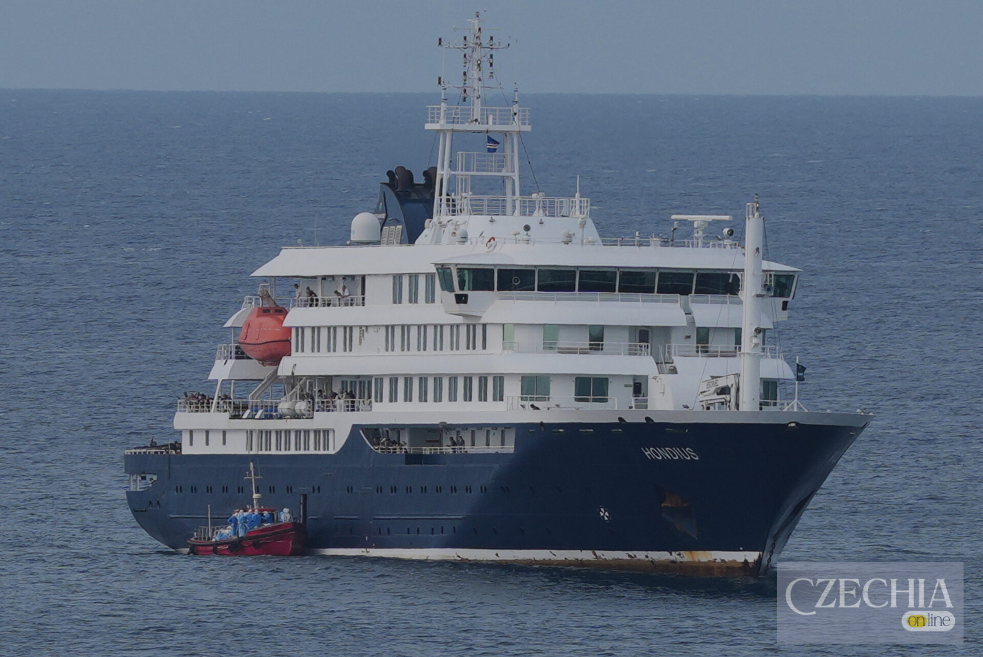 Пасажири з лайнера MV Hondius зникли після висадки
