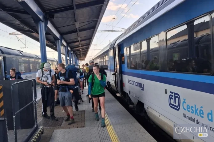 Чому міжнародні поїзди через Чехію виявилися переповненими Чому міжнародні поїзди через Чехію виявилися переповненими