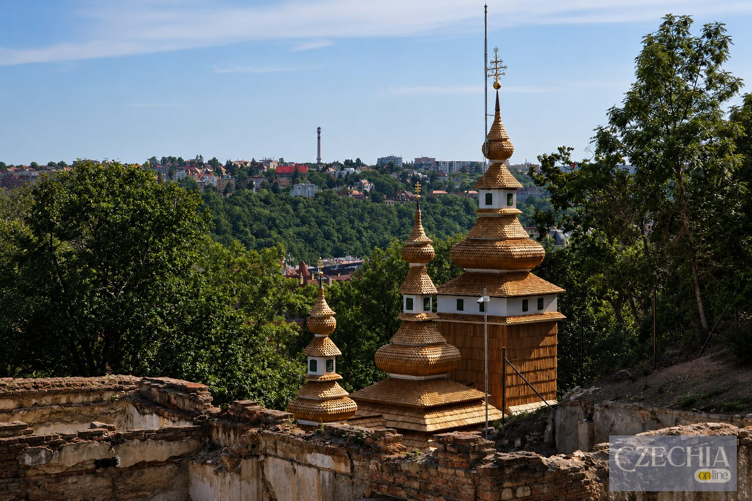У Празі закінчують реконструкцію Карпатської дерев’яної церкви
