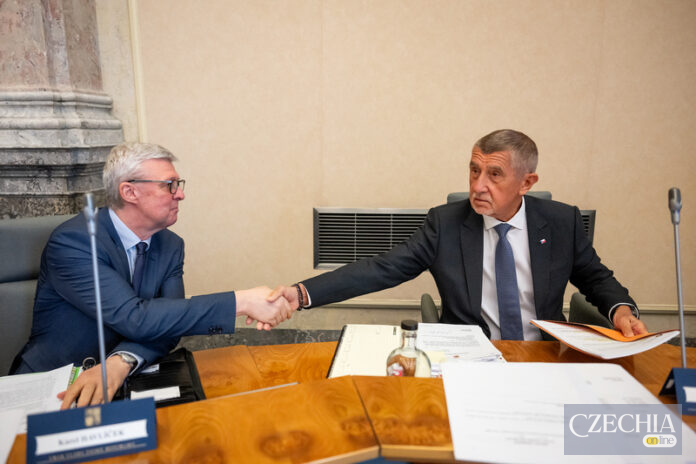 Уряд Чехії проведе зустріч з компаніями, що працюють в Україні Уряд Чехії проведе зустріч з компаніями, що працюють в Україні