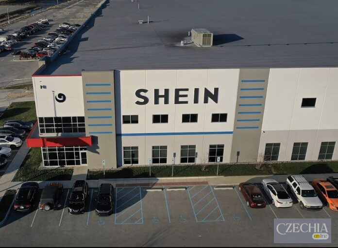 Склад компанії Shein як ілюстрація до матеріалу про небезпечні хімікати в одязі