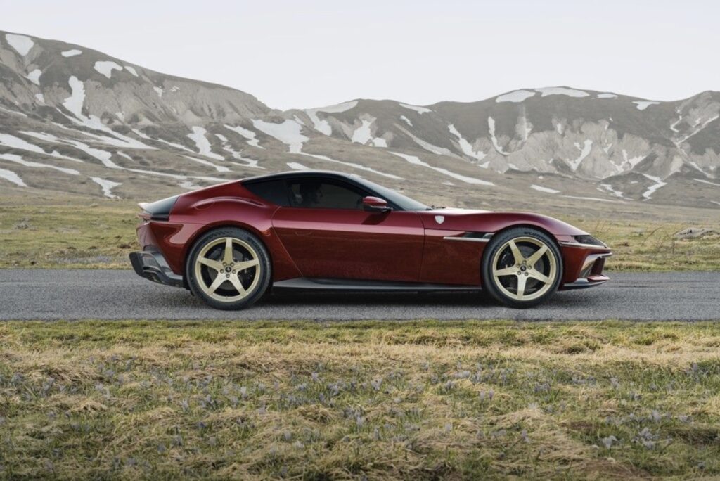Ferrari вирішила повернути водіям відчуття “механіки”, але зробила це по-сучасному - Світ, ТехноМанія. Джерело: Українці в Чехії | Чеські новини для українців Ferrari вирішила повернути водіям відчуття “механіки”, але зробила це по-сучасному - фото №4