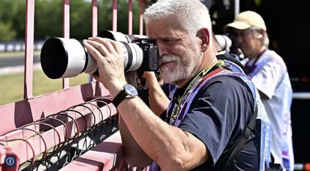 Президент Чехії Петр Павел знімав Формулу-1 як акредитований фотограф - фото №