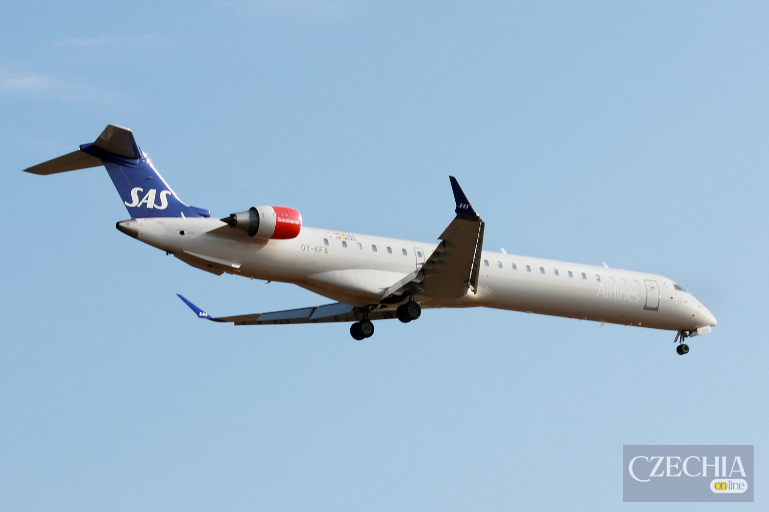Crj900-sas