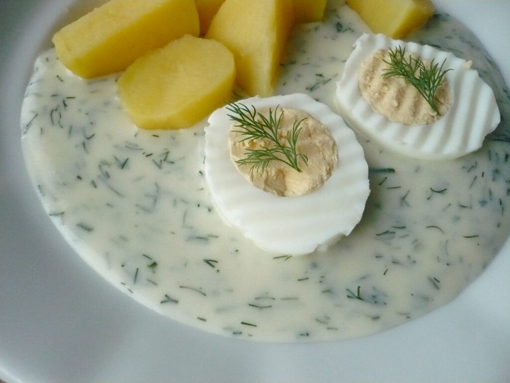 Чех купить їх для закруток, українець — з’їсть свіжими: 7 продуктів, які ми їмо з чехами по-різному - фото №5