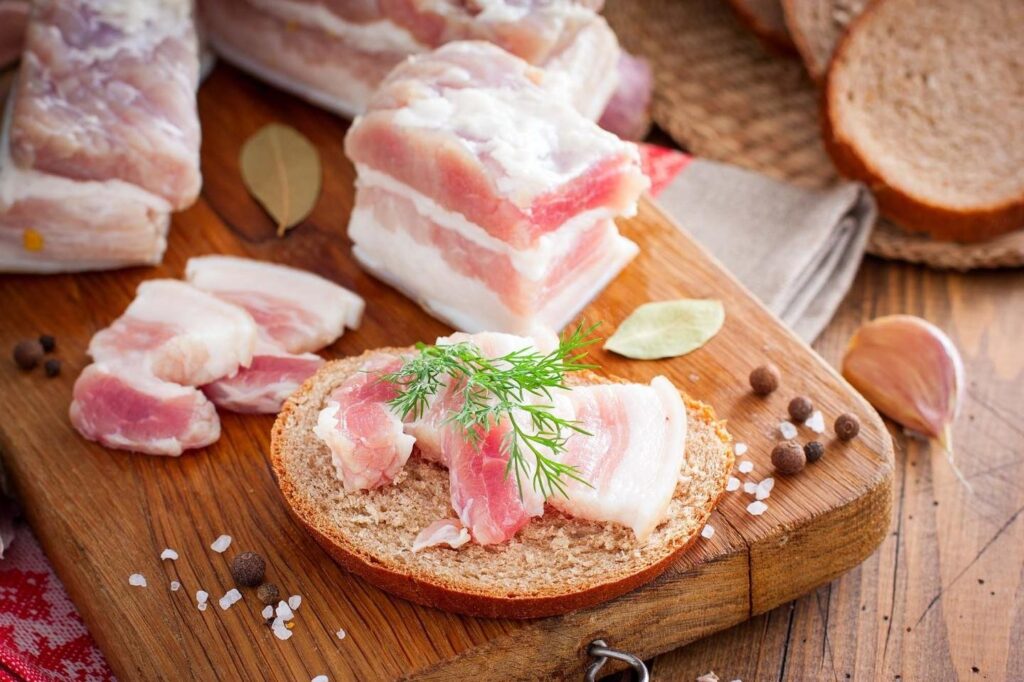 Чех купить їх для закруток, українець — з’їсть свіжими: 7 продуктів, які ми їмо з чехами по-різному - фото №12
