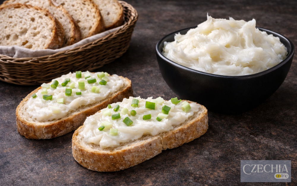 Чех купить їх для закруток, українець — з’їсть свіжими: 7 продуктів, які ми їмо з чехами по-різному - фото №13