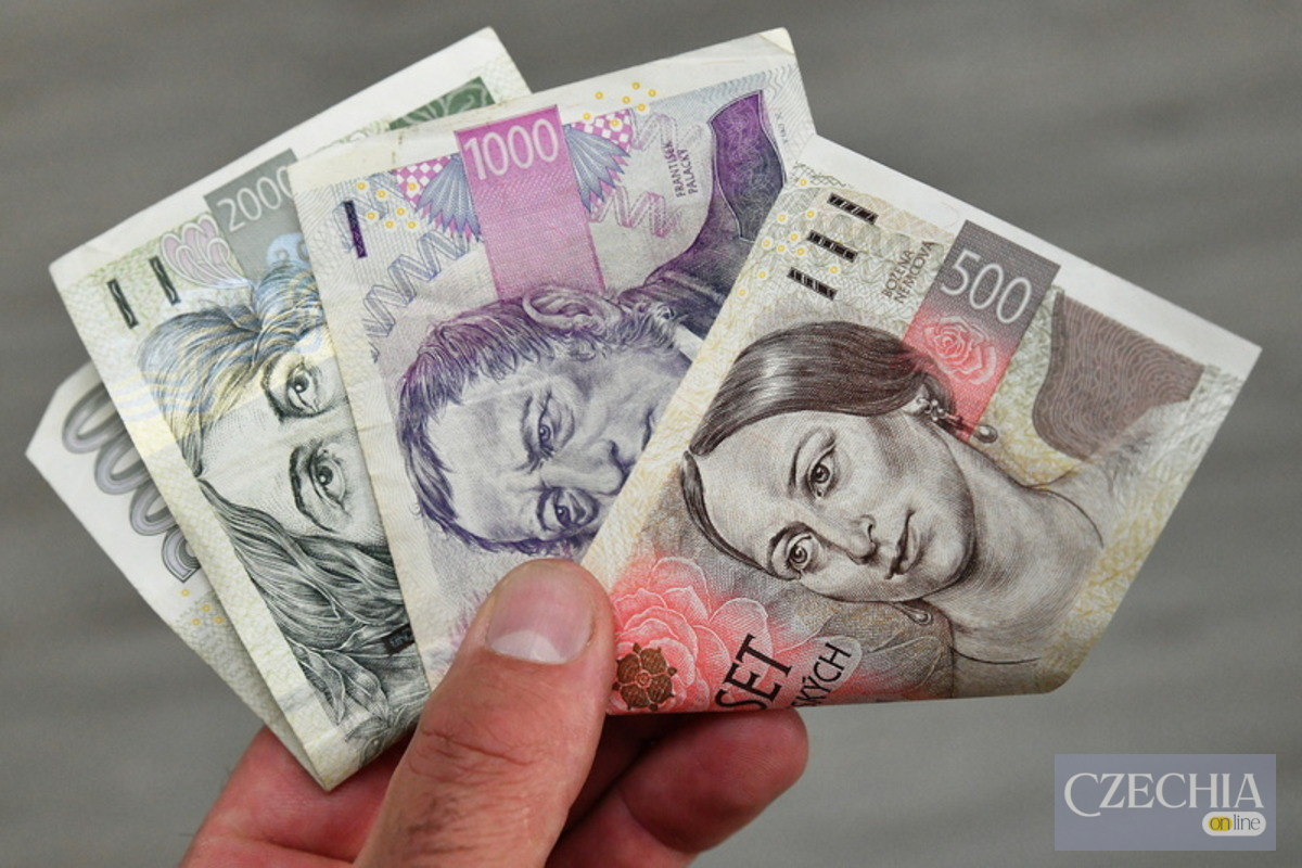 Середня заробітна плата у Чехії у другому кварталі зросла на 6,4%