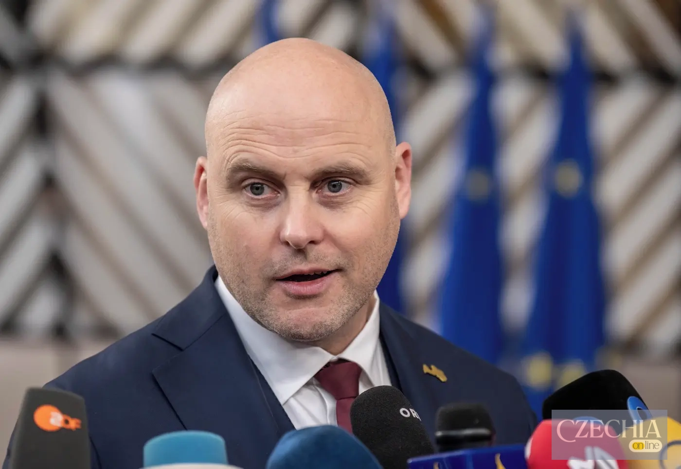 Прем’єр Латвії закликав європейців пожертвувати Україні вартість одного пива на рік Прем’єр Латвії закликав європейців пожертвувати Україні вартість одного пива на рік